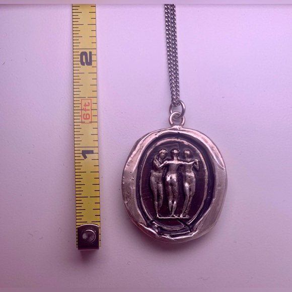 Pyrrha Three Graces Talisman + 20” Fine Curb Chain | Sterling Silver | Vancouver - Picture 5 of 10